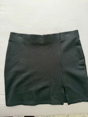 Classic Black Women's Mini Skirt